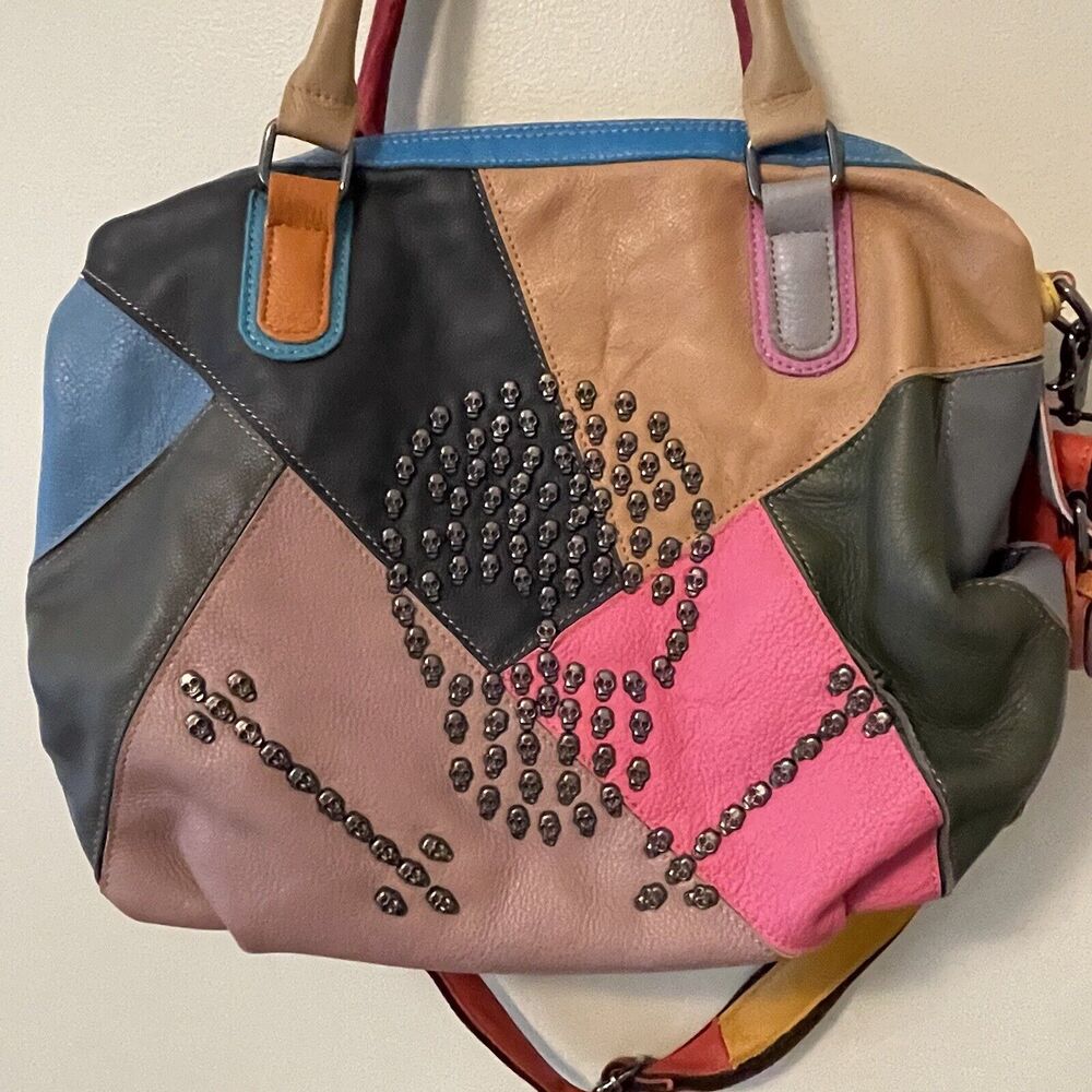 Amerileather Skull & Crossbones Purse